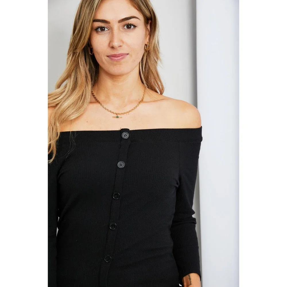 Culture Code Buttoned Off-Shoulder Ribbed Top - Picture 7 of 7